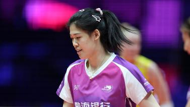 经被很多球 经被很多球