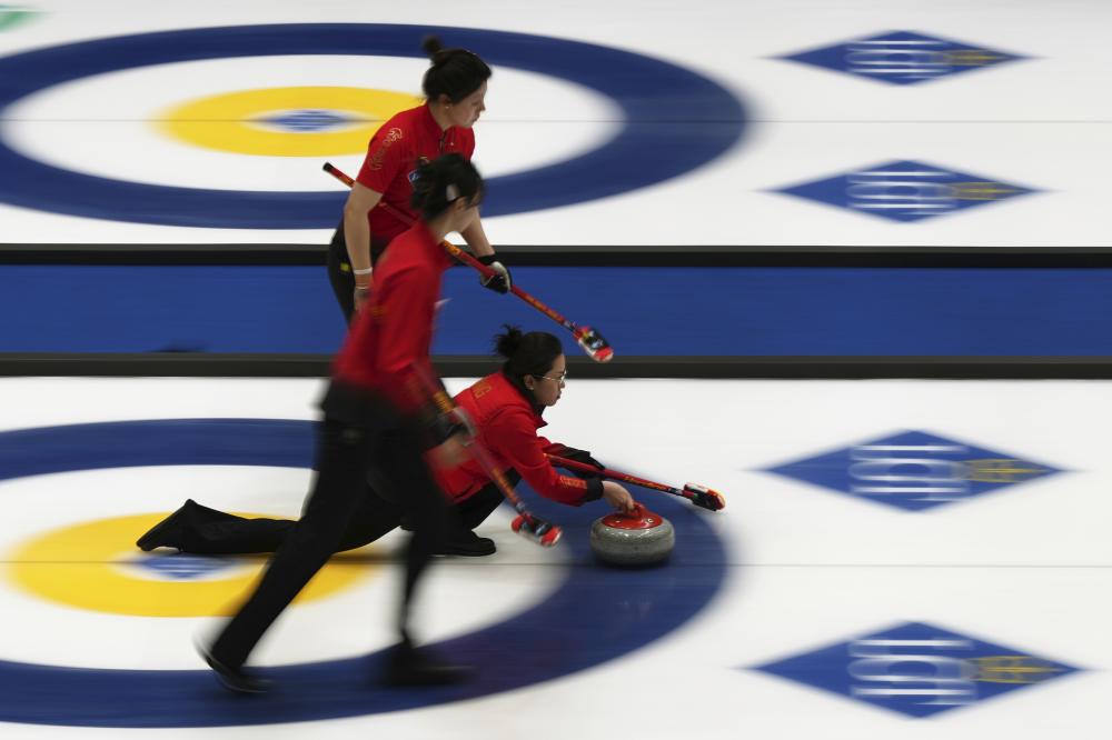 频频出现在 频频出现在